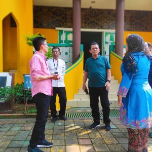 Gubernur Ansar Tinjau Revitalisasi Anjungan Provinsi Kepri di TMII
