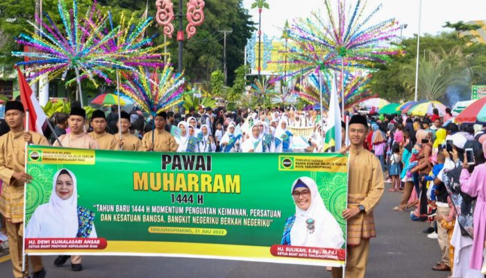 Masyarakat Tumpah Ruah Saksikan Pawai Muharam 1444 Hijriah