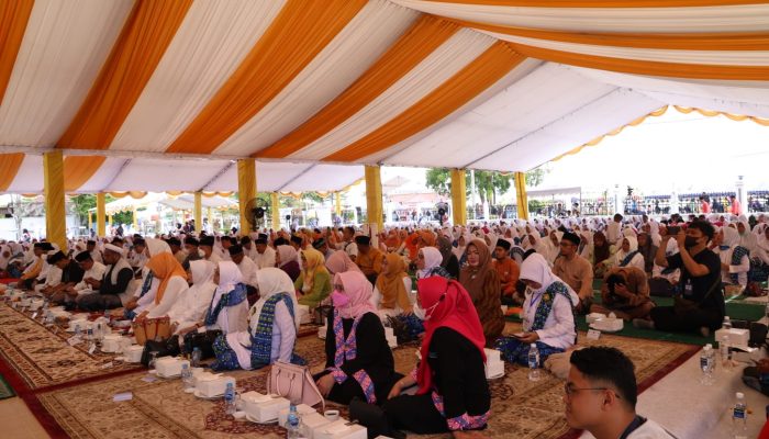 Tablig Akbar 1 Muharam 1444 H, Ust. Dr. Ali Mochtar Ngabalin Berikan Tausiyah Pentingnya Pendidikan 