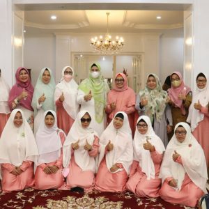 Dewi Ansar Bersama BKMT Kepri Kembali Gelar Pengajian Mahabbah