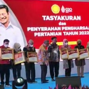 Kasus PMK Nol Persen, Gubernur Kepri Terima Penghargaan Kementan RI