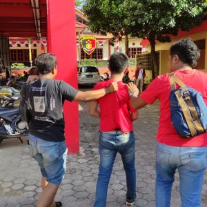 Nginap Di Kos Kawan, Motor Dan Barang Berharga Dicuri