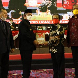 Gubernur Ansar Sampaikan Rancangan KUA PPAS APBD P TA 2022 ke DPRD Kepri