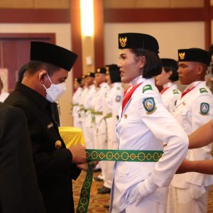 Gubernur Ansar Kukuhkan 38 Anggota Paskibraka 2022 Provinsi Kepri
