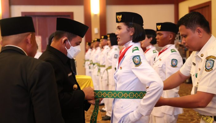 Gubernur Ansar Kukuhkan 38 Anggota Paskibraka 2022 Provinsi Kepri