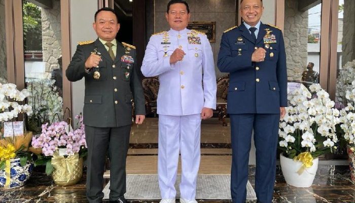 Ciptakan Stabilitas Nasional, Pimpinan 3 Matra TNI Kumpul di Rumah KSAD