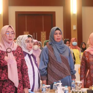 Dewi Ansar Edukasi Stunting Lewat Demo Memasak