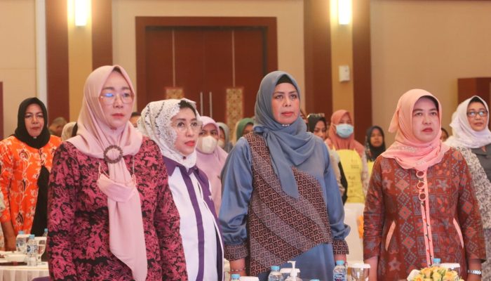 Dewi Ansar Edukasi Stunting Lewat Demo Memasak