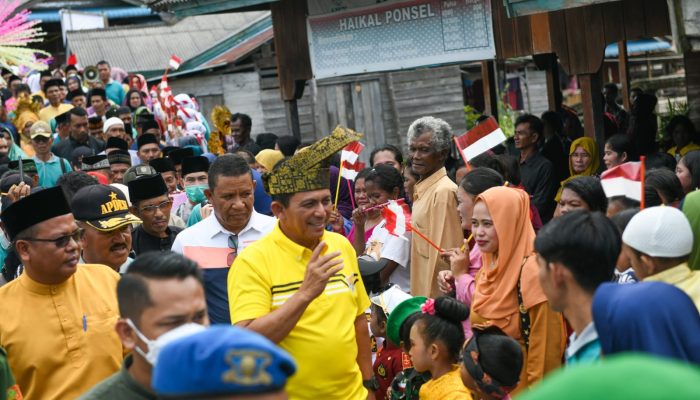 Terpencil dan Terisolir, Begini Reaksi Masyarakat  Mentuda Menyambut Tamu yang Diharapkan