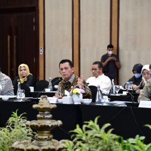 Gubernur Ansar Resmi Tetapkan Tarif Transportasi Laut di Kepri
