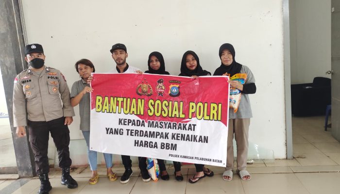 BBM Naik, Pekerja Lepas Harian Pelabuhan Harbourbay Terima Bansos