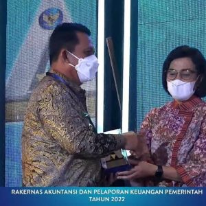 Raih Opini WTP 12 Kali, Pemprov Kepri Terima Penghargaan Dari Kemenkeu RI