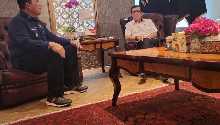 Bertemu Menkumham, Gubernur Ansar Minta Kebijakan Bebas VoA Diberlakukan Lagi