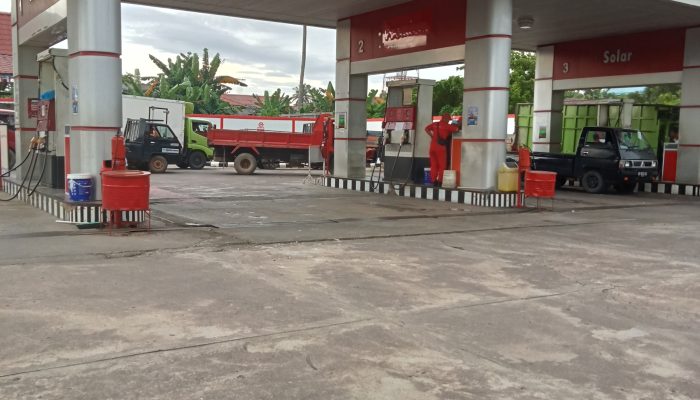 Masyarakat Terkejut BBM Naik, Harga Pertalite Rp10 Ribu Per Liter