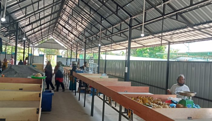Pasar Relokasi Puan Ramah, Pedagang Ayam Kecewa Lapak Jualan