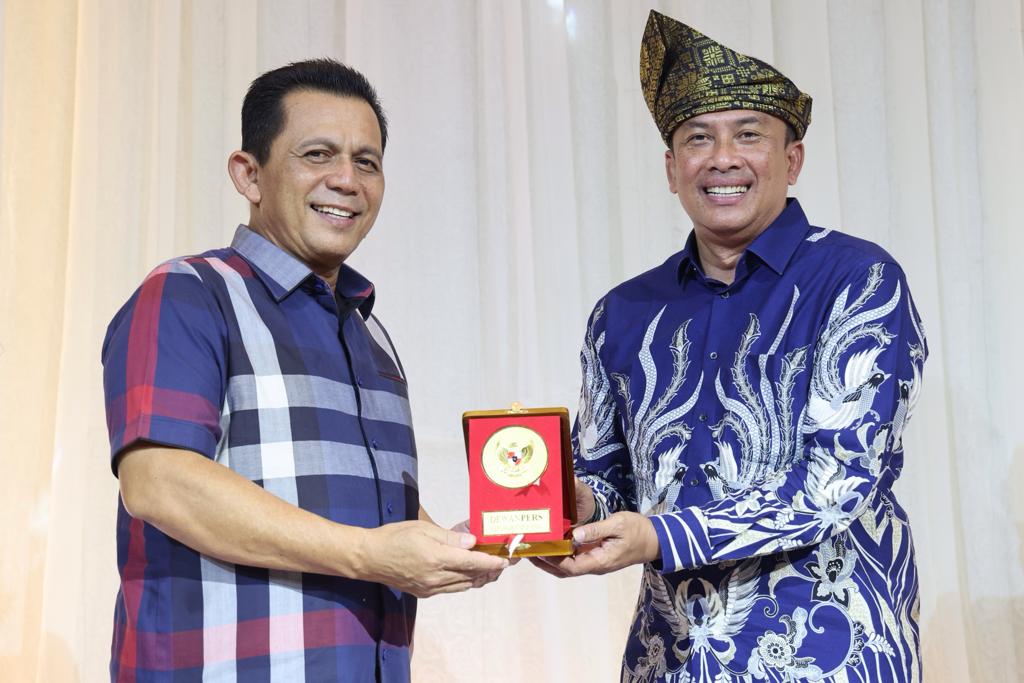 Gubernur Ansar Audiensi dengan Jajaran Dewan Pers, Bahas IKP 2023