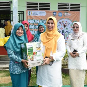 Ketua TP-PKK Kepri dan Dinas KP2KH Gelar Dapur B2SA Untuk Anak