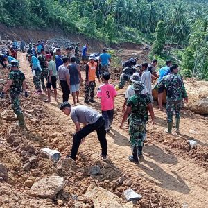 Satgas TMMD Manunggal Bersama Masyarakat Ikuti TMMD ke-115 Di Anambas 