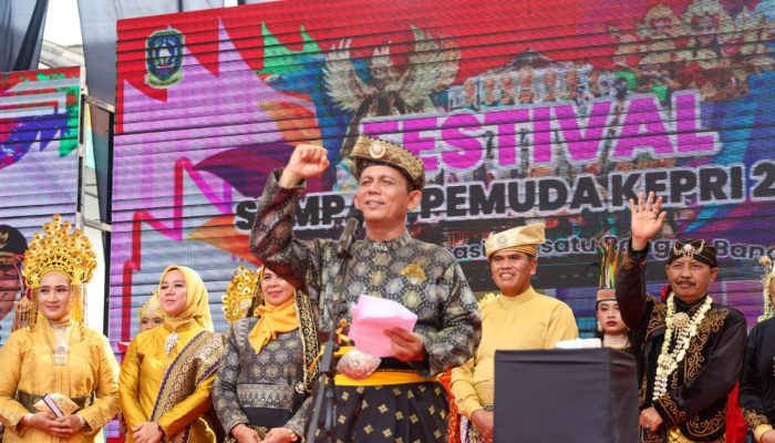 Gubernur Ansar Buka Festival Sumpah Pemuda Kepri 2022