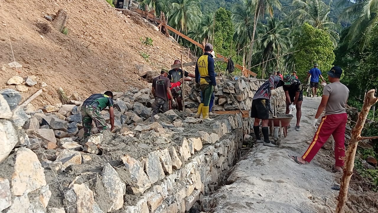 Kejar Target, Satgas TMMD Segera Tuntaskan Pembuatan Batu Miring