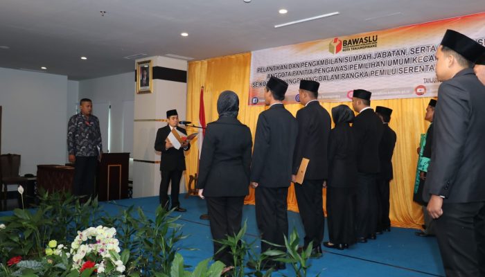 Bawaslu Tanjungpinang Lantik dan Pembekalan Orientasi 12 Panwascam