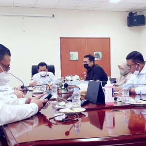 Terkait Pelayanan, Gubernur Ansar Minta Manajemen RSUD RAT Dengarkan Keluhan Masyarakat 