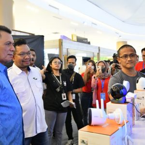 Gubernur Ansar Buka Internet Expo Kepri 2022 di Batam