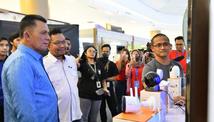 Gubernur Ansar Buka Internet Expo Kepri 2022 di Batam