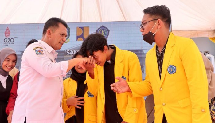 Mahasiswa STISIPOL Berterimakasih Dengan Peresmian Rusun Oleh Gubernur Ansar