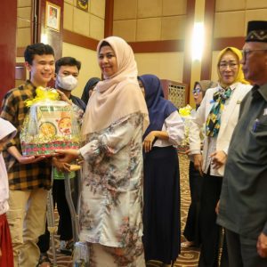 Dewi Ansar Buka Kegiatan Dialog Lintas Agama Provinsi Kepri Tahun 2022