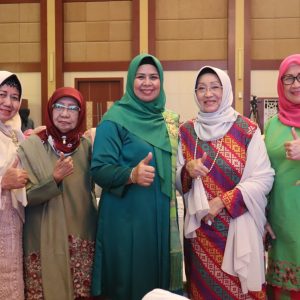 HUT DWP ke-23 dan Hari Ibu ke-94, Dewi Ansar Motivasi Kaum Perempuan Untuk Lebih Cerdas