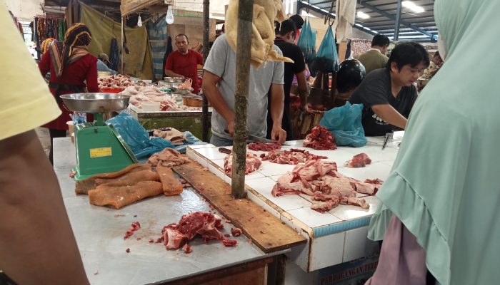 Jelang Natal Harga Daging Sapi Segar Capai Rp170 Ribu Per Kg