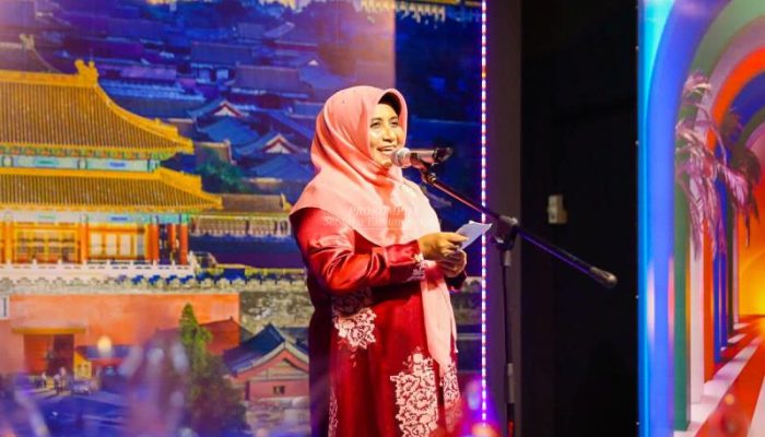Pemko Tanjungpinang Terima Penghargaan Pelayanan Publik dan Evaluasi Reformasi Birokrasi