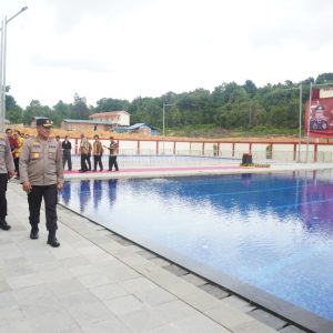 Irwasum Polri Resmikan Kolam Renang Rekonfu Polda Kepri