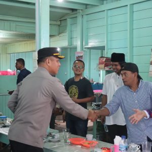 Jumat Curhat, Kapolres Kepulauan Anambas Ngopi Bareng Masyarakat