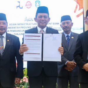 Bangun Jembatan Babin, Gubernur Ansar Teken MoU Dengan Kementrian PUPR Dan AIB