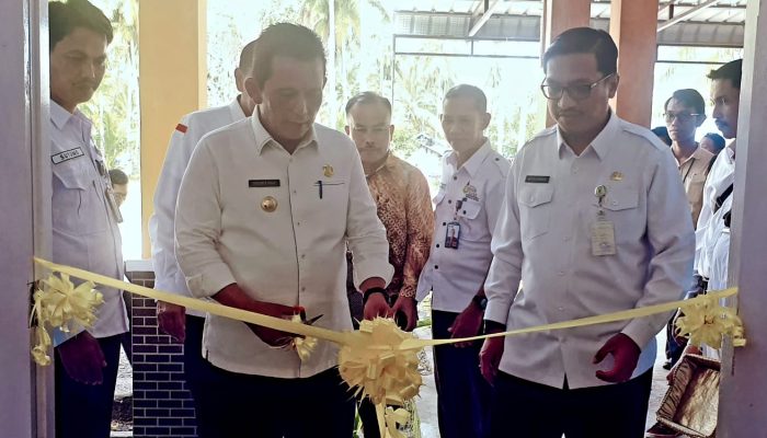 Gubernur Ansar Resmikan Sapras Pendidikan 7 Sekolah di Natuna Senilai Rp3,685 Miliar