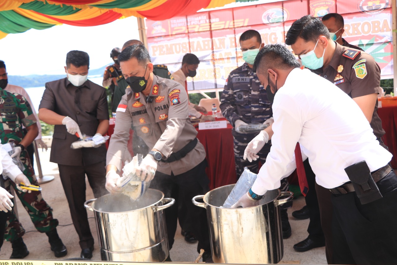Polres Kepulauan Anambas Musnahkan Kokain Sebanyak 8.849,8 Gram
