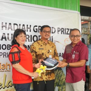 Sekda Natuna Serahkan Hadiah Grand Price Bedelau PT Bank Riau Kepri Syariah