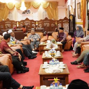Bupati Lingga Sambut Kunjungan 20 Wisman Trengganu Malaysia
