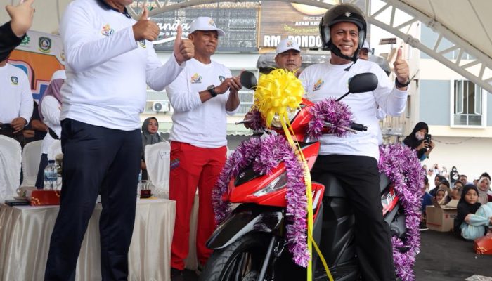 Gubernur Lepas Jalan Sehat Sempena Bulan K3 Nasional Provinsi Kepri