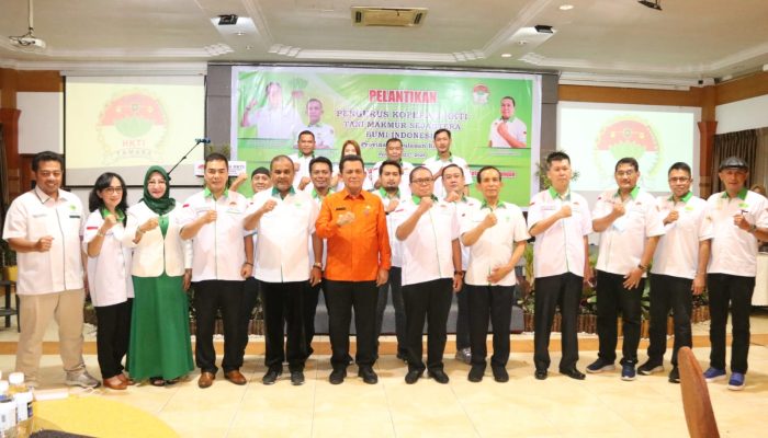 Gubernur Ansar Hadiri Pelantikan Pengurus Koperasi HKTI Provinsi Kepri