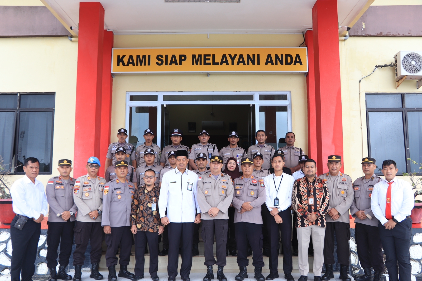 Wakapolres Pimpin Upacara HUT Satuan Pengamanan Ke-42