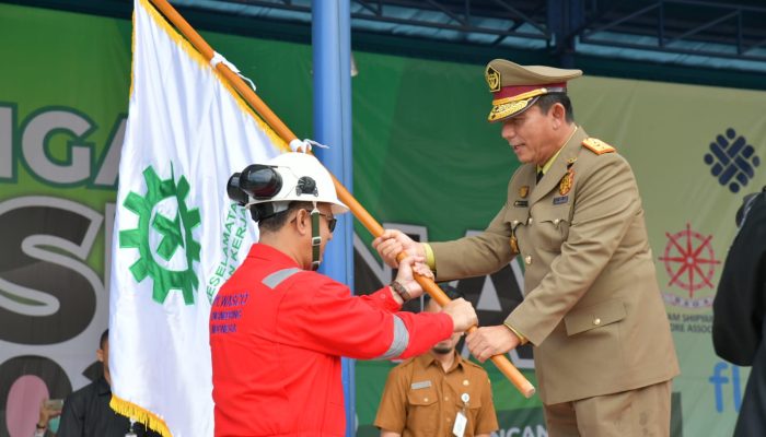 Gubernur Ansar Jadi Pembina Apel Kegiatan Bulan K3 Nasional Tingkat Provinsi Kepri