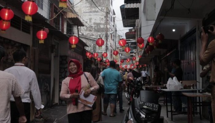 Melihat Wisata Edukasi dan Foto di Lorong Bintan Kota Lama