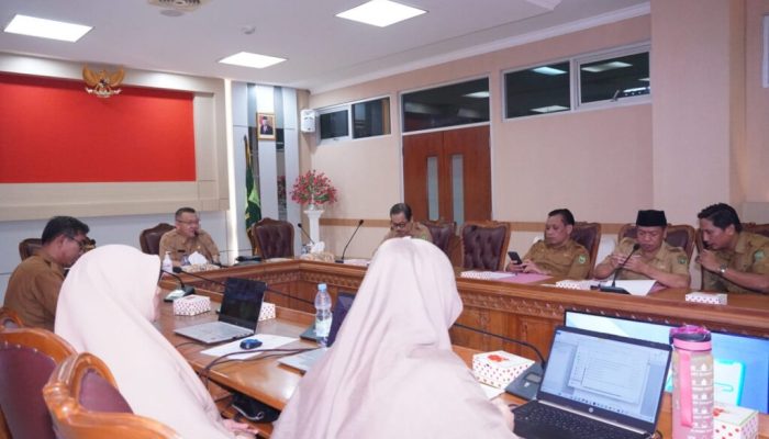 Bahas Hubungan Keuangan Pusat Dan Daerah, Asisten II Pimpin FGD