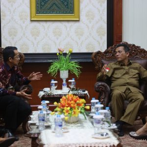 Gubernur Ansar Beraudiensi dengan Kakanwil DJP Kepri Bahas SPT Tahunan dan Pemadanan NIK-NPWP