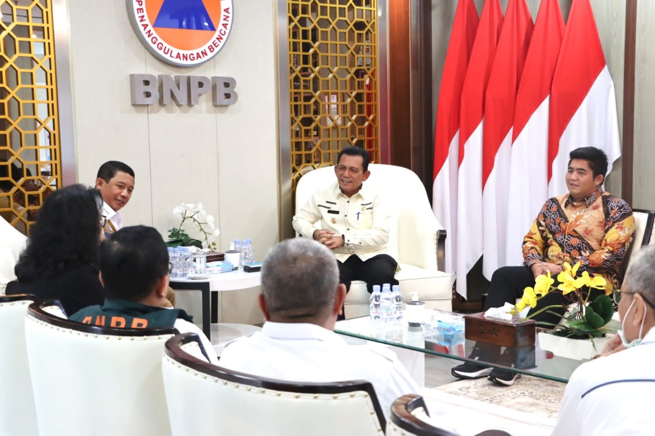 Tangani Banjir Rob Natuna dan Bintan, Gubernur Ansar Temui Kepala BNPB RI