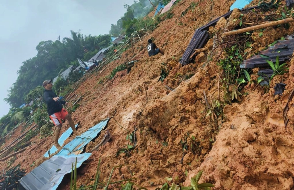 Cuaca Ekstrem, Tanah Longsor Terjadi Di Serasan Natuna