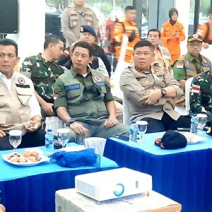 Gubernur Ansar Bersama Kepala BNPB RI Langsung Gelar Rapat Gabungan di Natuna